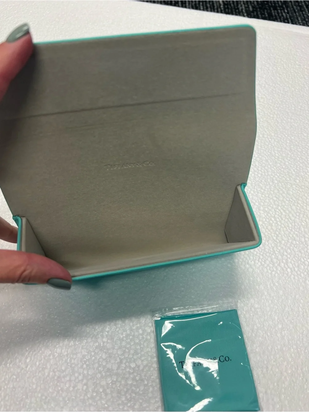 New Tiffany & Co. Eyewear Case and Polishing Cloth in Tiffany Blue